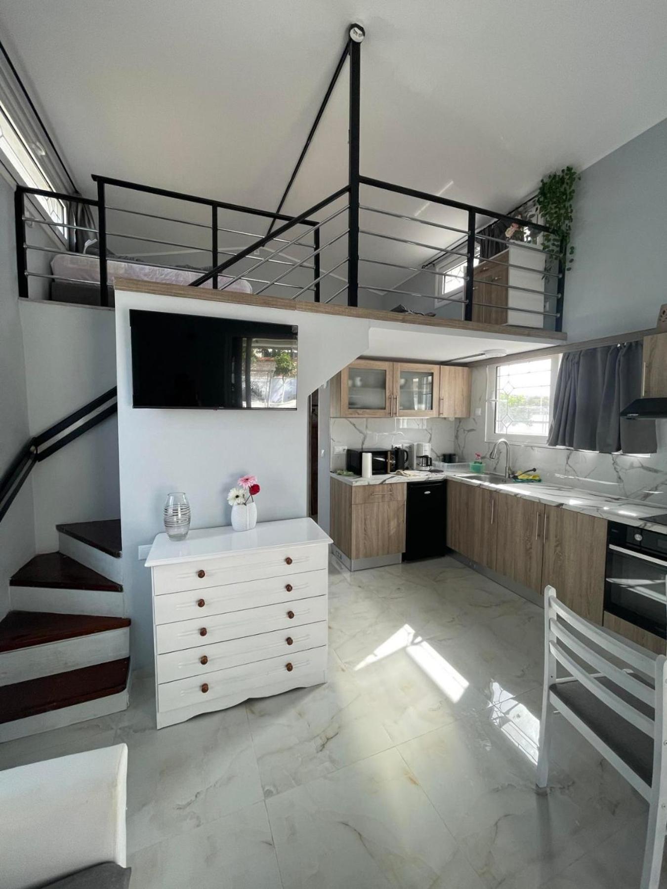 Villa Filio'S Loft Near Airport Artemida  Exterior foto